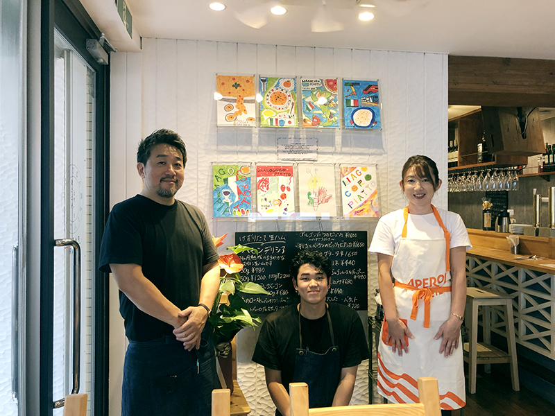 真ごころピアット　スタッフさんと展示作品